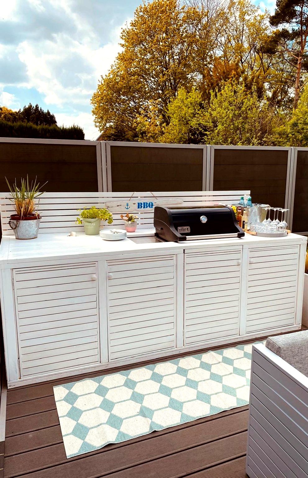 Outdoor Küche mit Terrasse und BBQ-Bereich